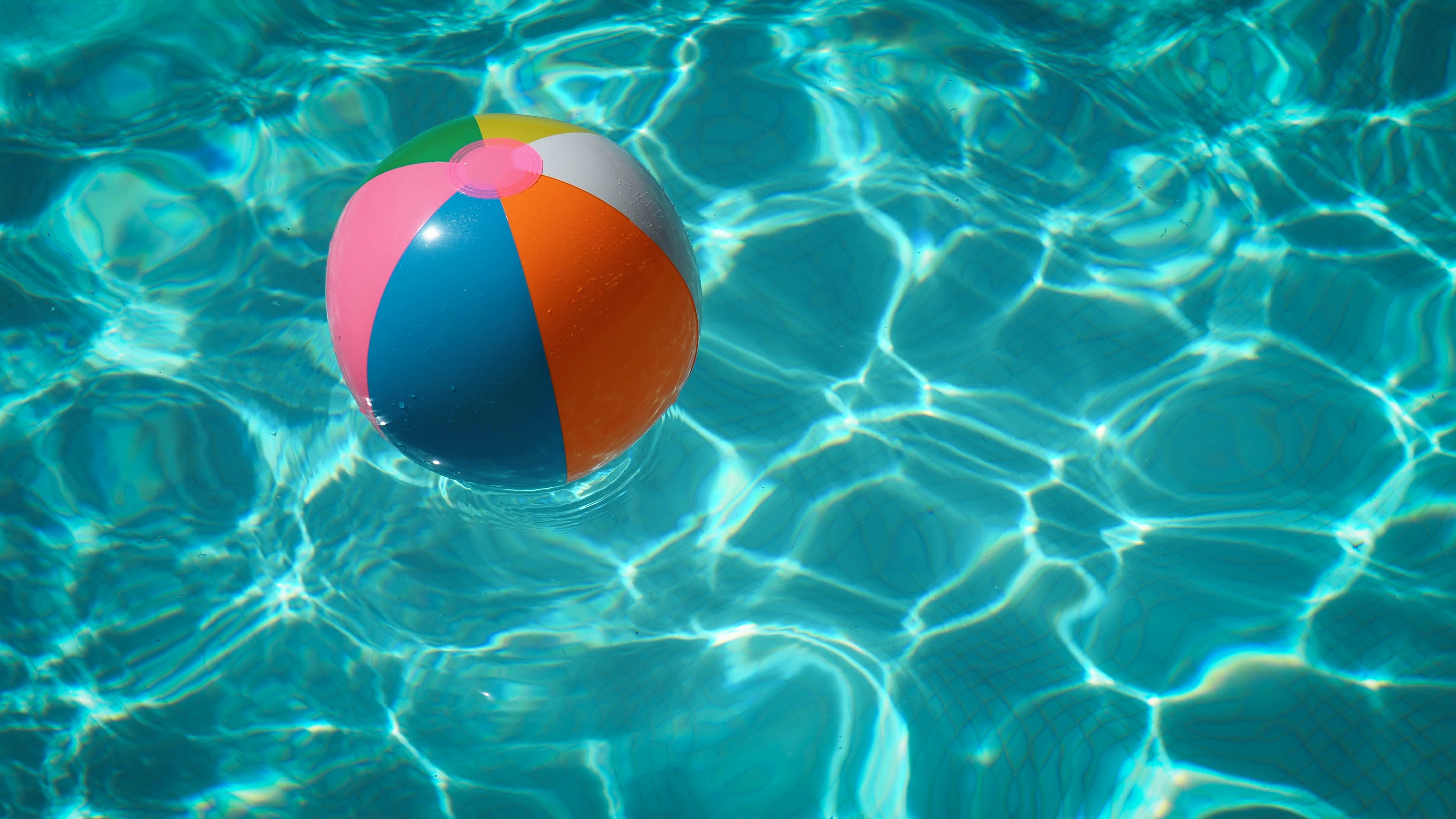 beach_ball_in_pool.jpg